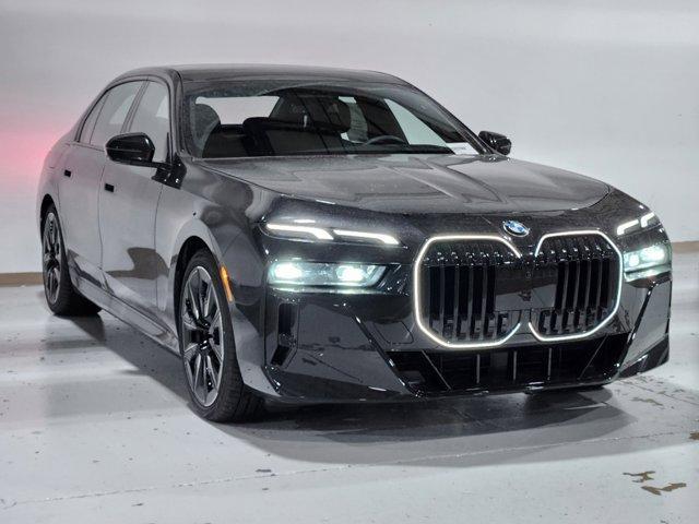 new 2024 BMW 760 car, priced at $139,130