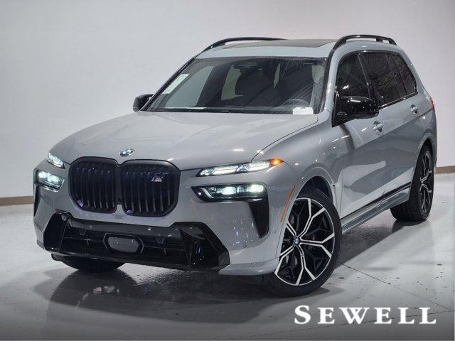 new 2025 BMW X7 car, priced at $123,310