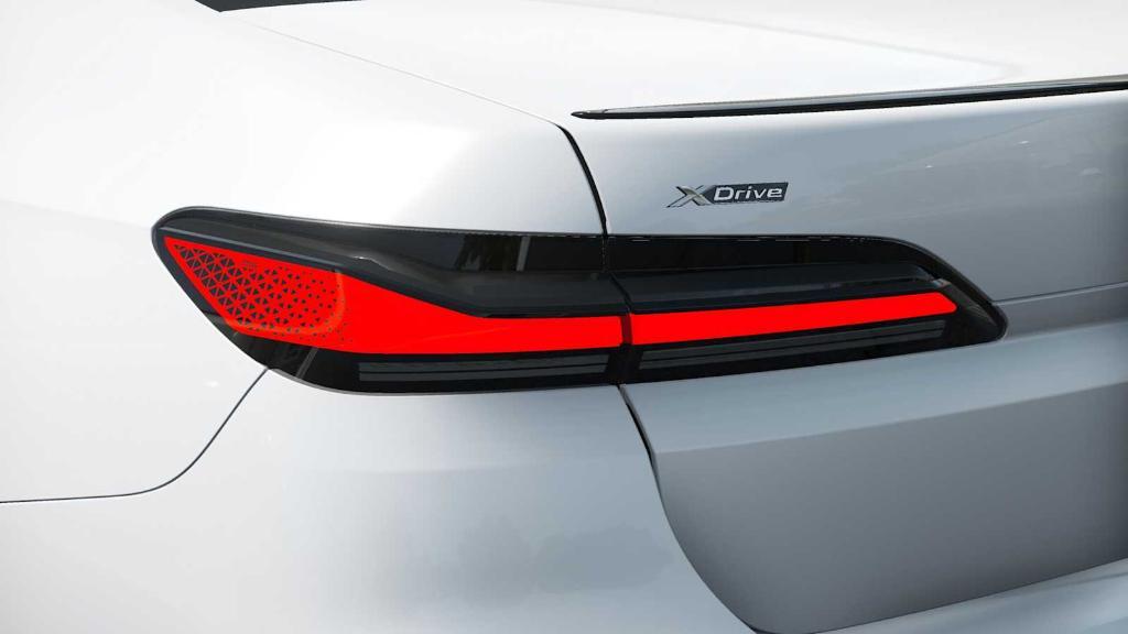 new 2025 BMW 760 car, priced at $141,430