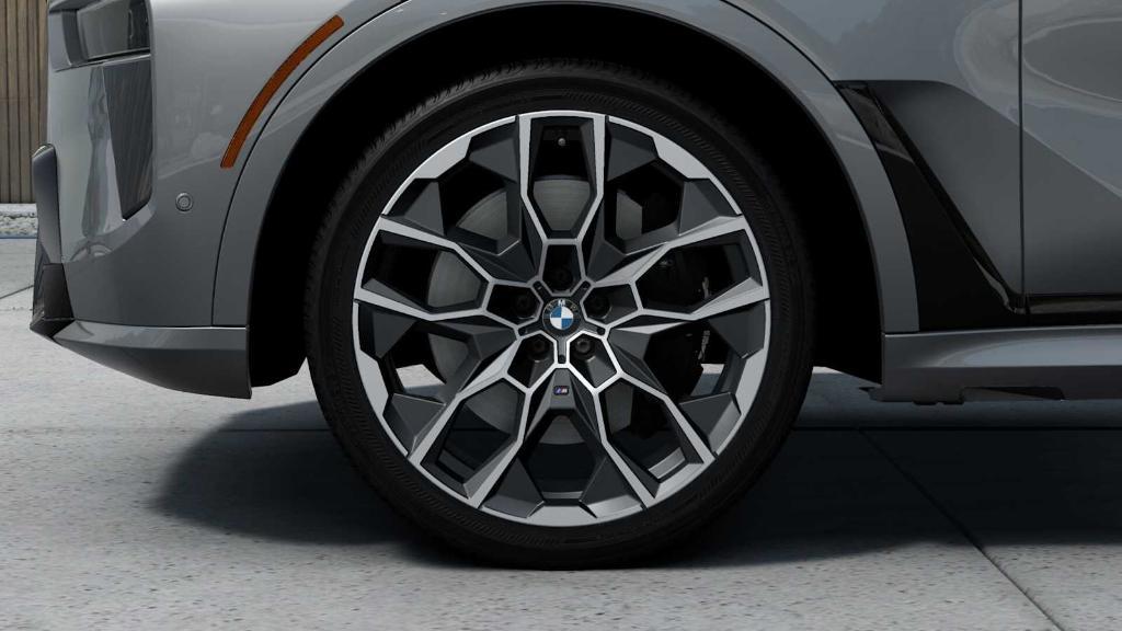 new 2026 BMW X7 car, priced at $123,895