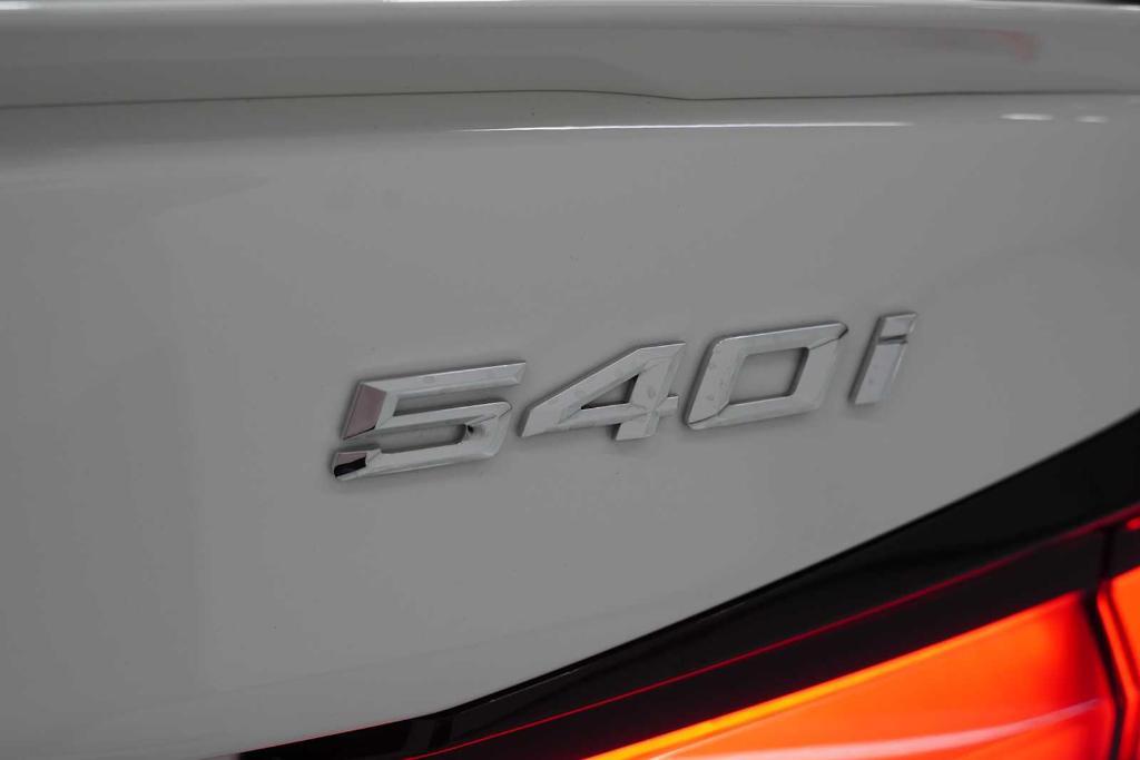 used 2021 BMW 540 car, priced at $40,988