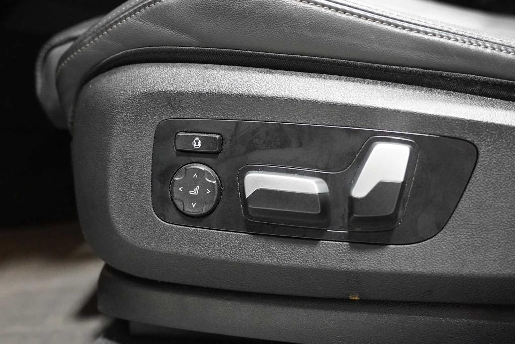 used 2023 BMW X5 car, priced at $51,989