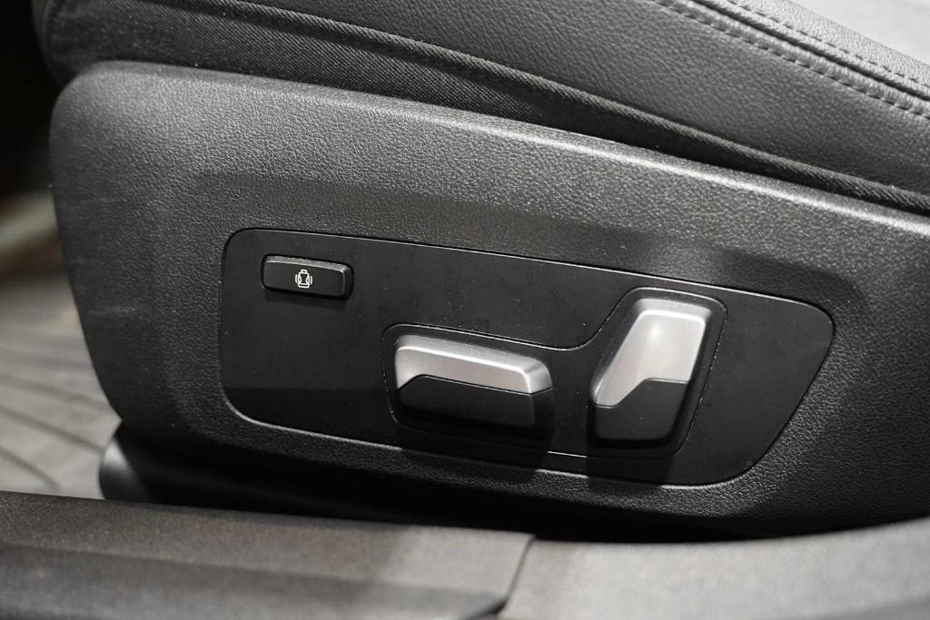 used 2021 BMW 330 car, priced at $30,988