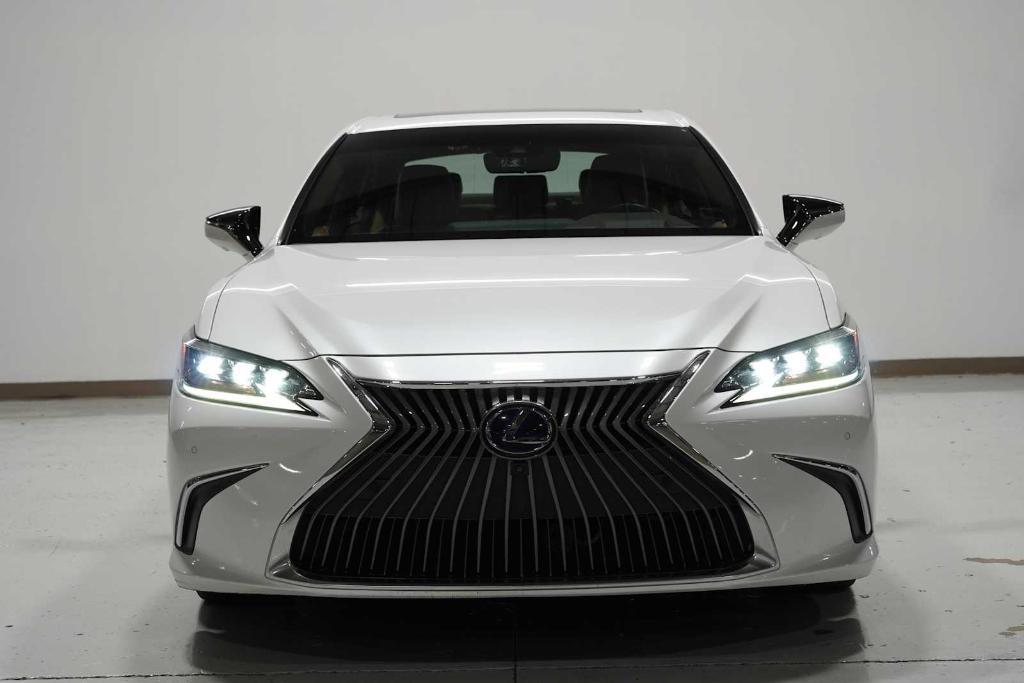 used 2021 Lexus ES 300h car, priced at $38,989