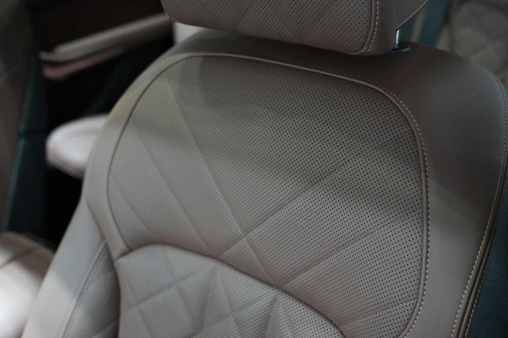 used 2023 BMW X7 car, priced at $65,988