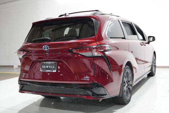 used 2022 Toyota Sienna car, priced at $41,966