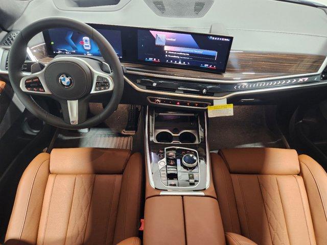 new 2025 BMW X7 car, priced at $99,925