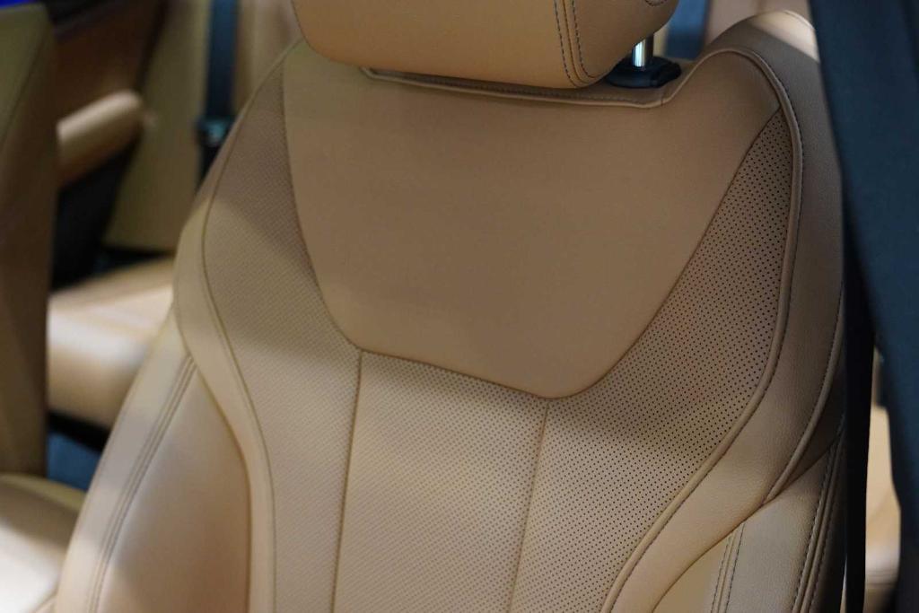 used 2023 BMW X3 car, priced at $39,988