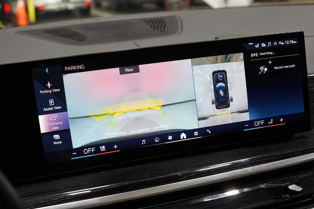 used 2025 BMW X7 car, priced at $88,989