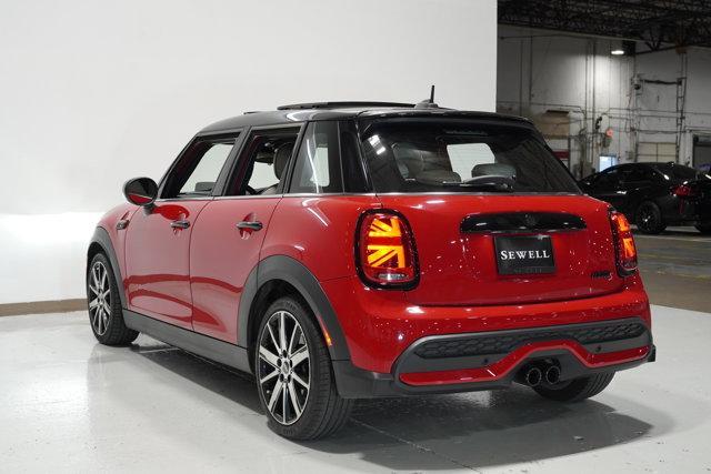 used 2022 MINI Hardtop car, priced at $25,784