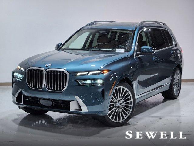 new 2025 BMW X7 car, priced at $89,525