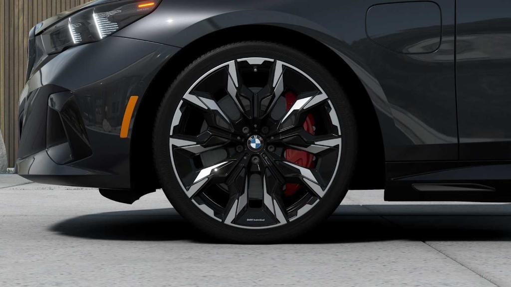 new 2026 BMW 550e car, priced at $90,130