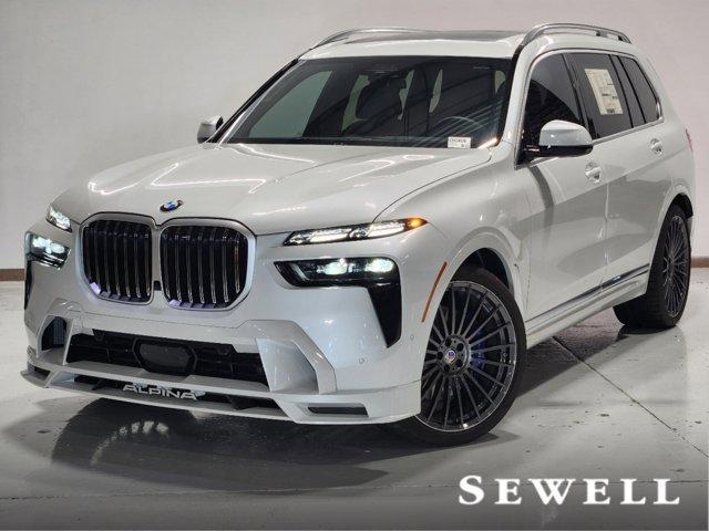 new 2025 BMW X7 car, priced at $159,145