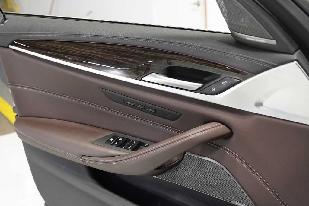 used 2023 BMW 530 car