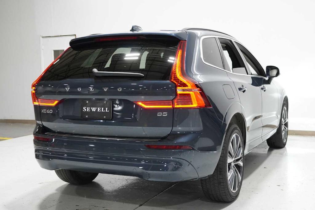 used 2022 Volvo XC60 car, priced at $32,987