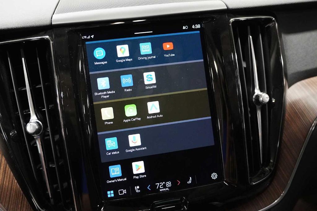 used 2022 Volvo XC60 car, priced at $32,987