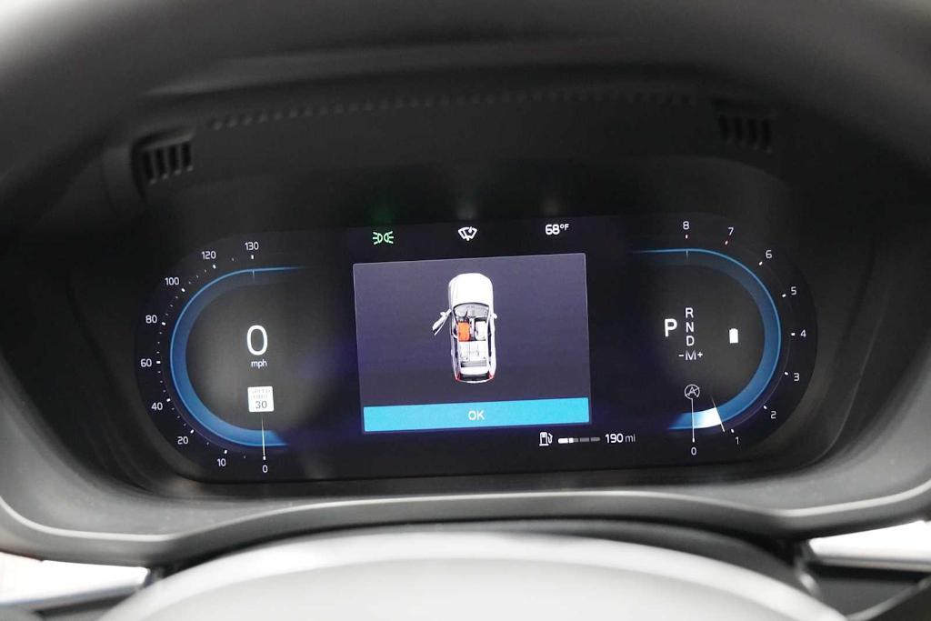 used 2022 Volvo XC60 car, priced at $32,987