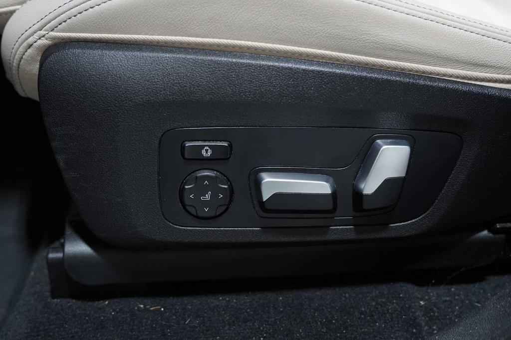 used 2022 BMW X4 car, priced at $53,988