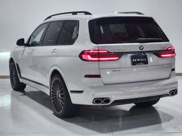 new 2025 BMW X7 car, priced at $158,295