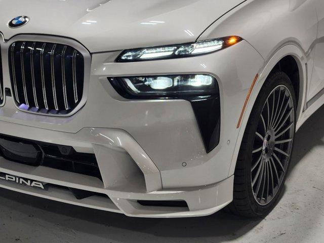 new 2025 BMW X7 car, priced at $158,295