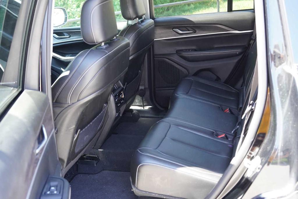 used 2023 Jeep Grand Cherokee car, priced at $26,236