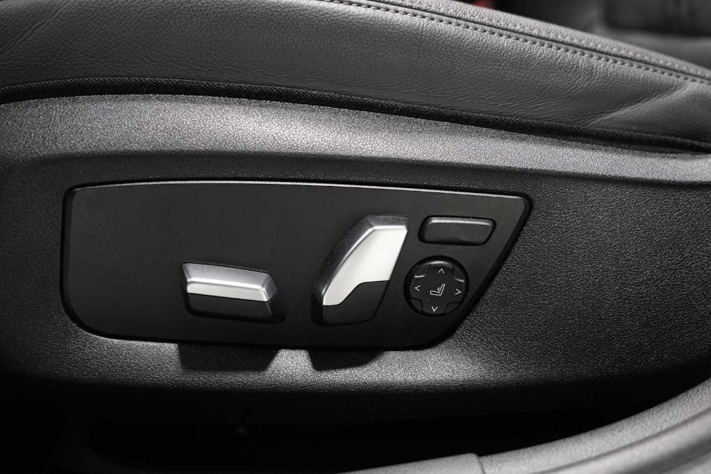 used 2023 BMW 540 car