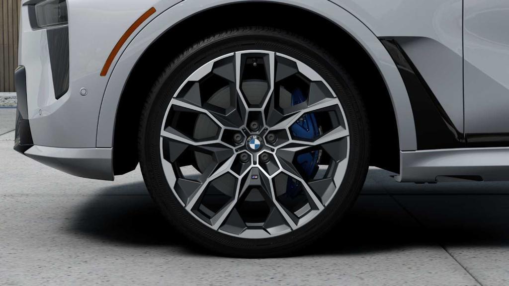 new 2026 BMW X7 car, priced at $104,235