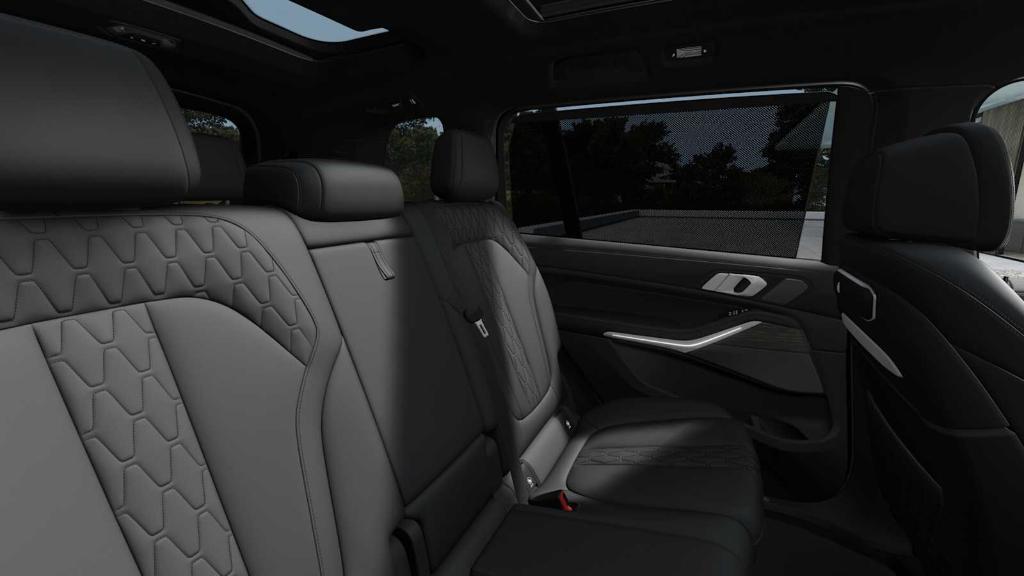 new 2026 BMW X7 car, priced at $104,235