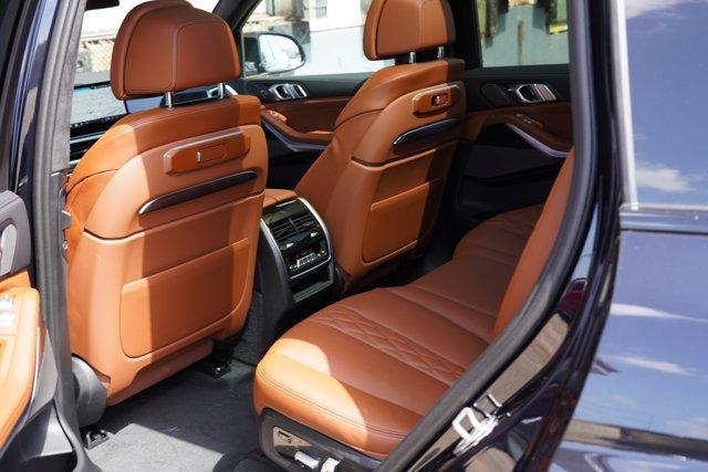 new 2025 BMW X7 car, priced at $116,175