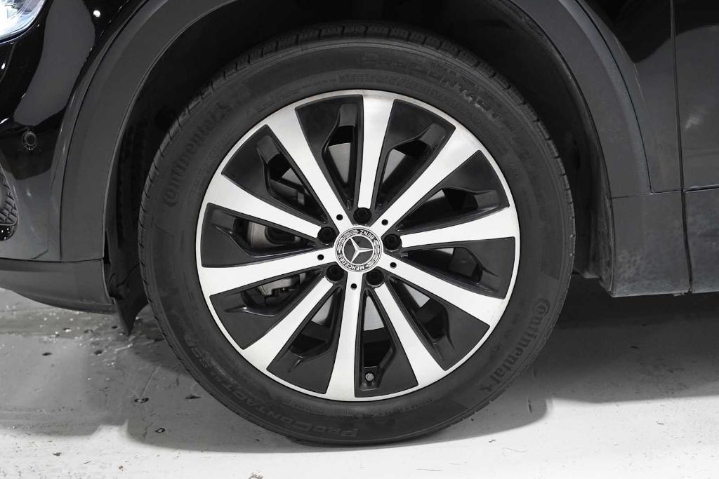 used 2020 Mercedes-Benz GLB 250 car, priced at $29,988