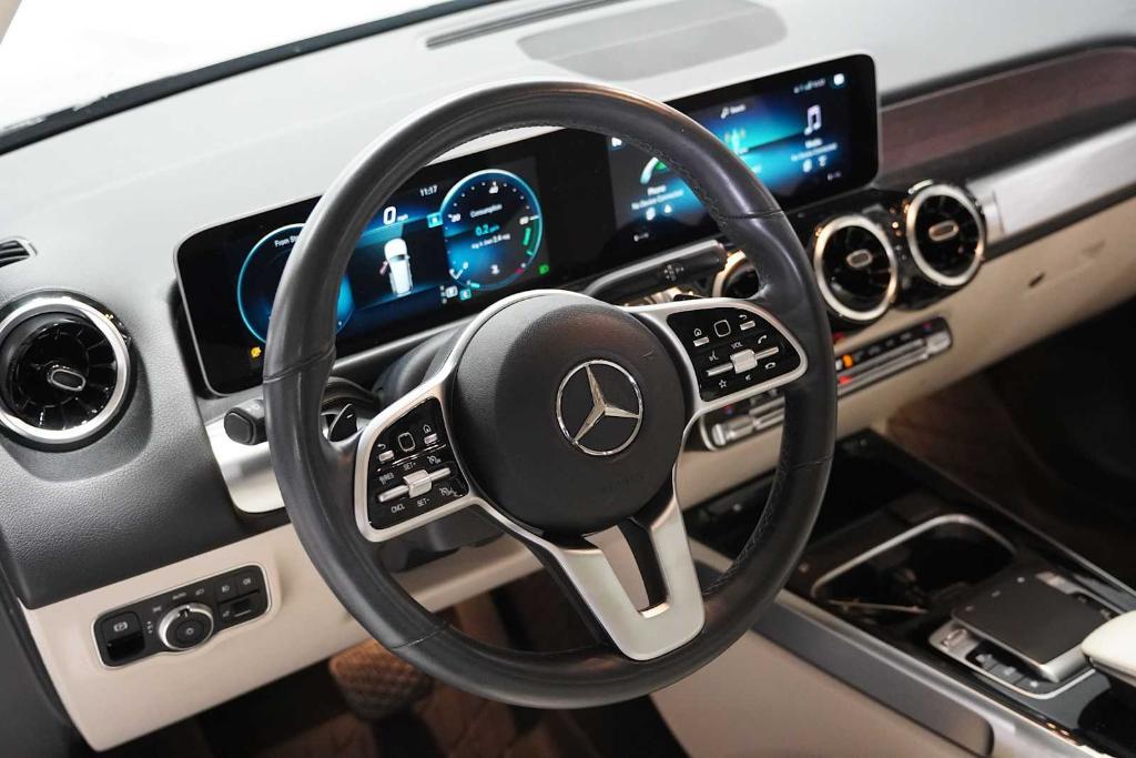 used 2020 Mercedes-Benz GLB 250 car, priced at $29,988