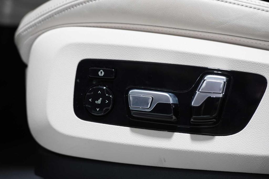used 2021 BMW X7 car, priced at $81,988