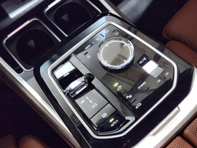 new 2024 BMW 760 car, priced at $138,000