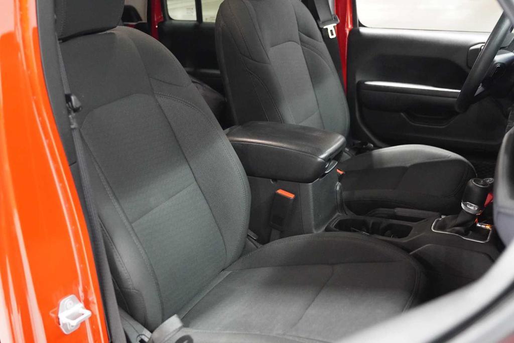 used 2022 Jeep Gladiator car, priced at $30,988