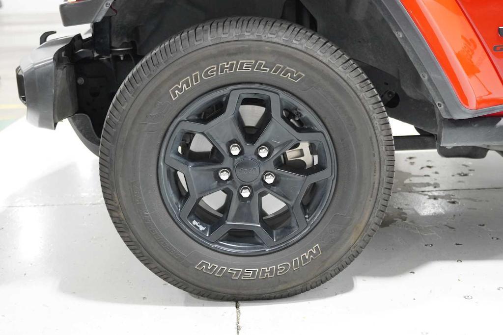 used 2022 Jeep Gladiator car, priced at $30,988