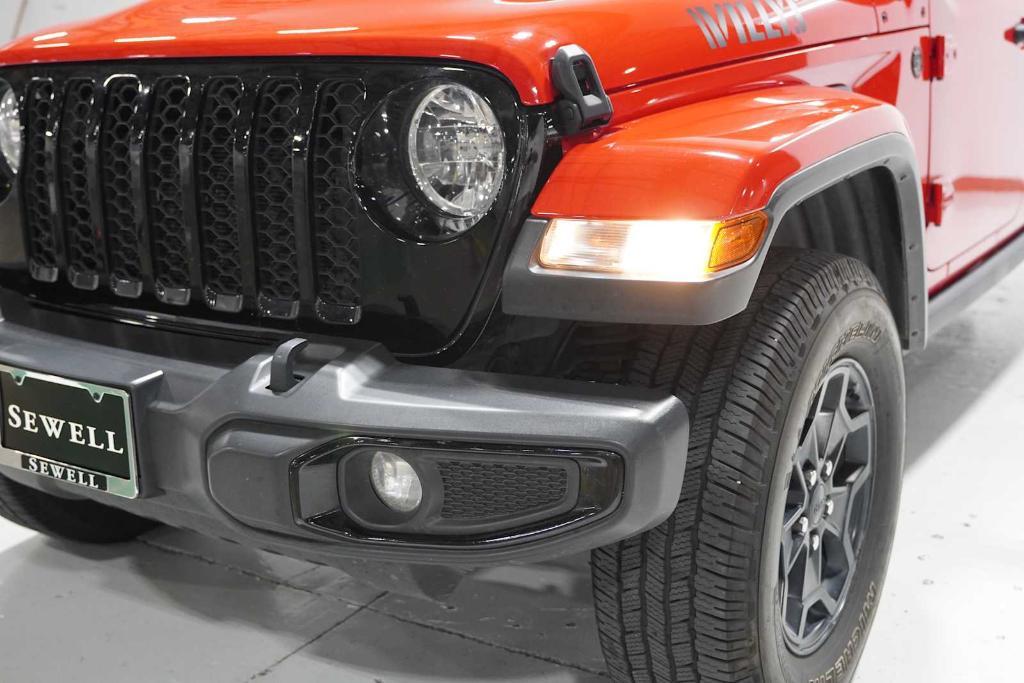 used 2022 Jeep Gladiator car, priced at $30,988