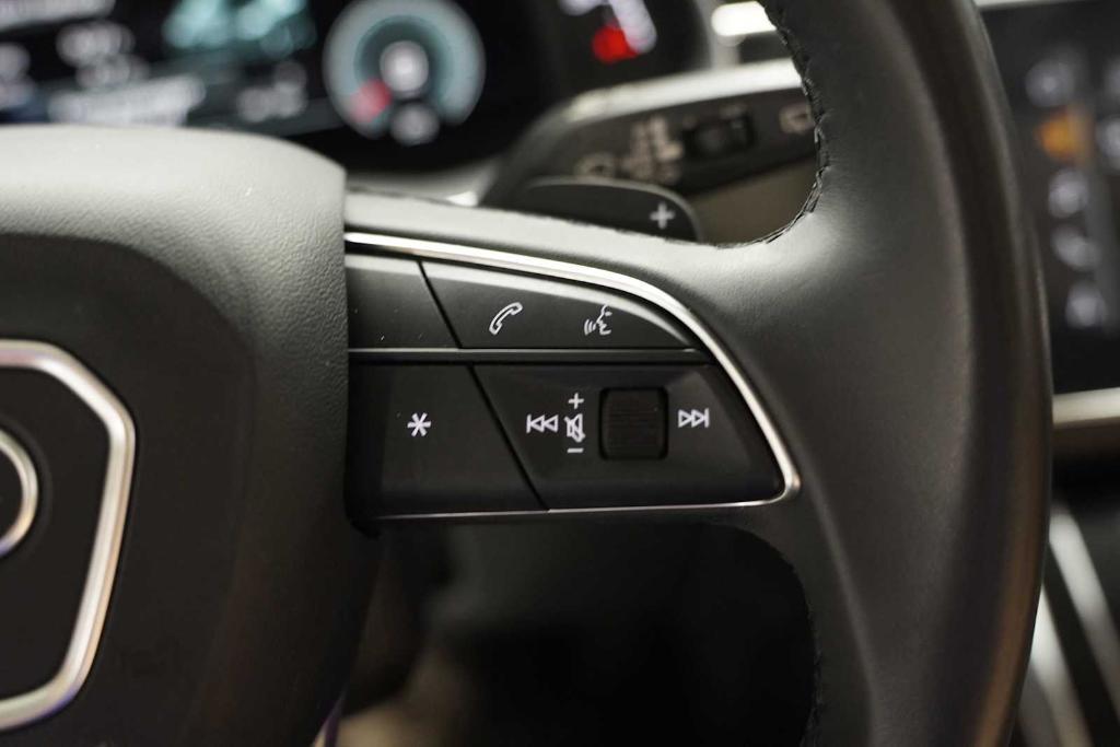 used 2022 Audi Q7 car, priced at $36,987