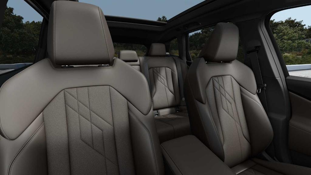 new 2025 BMW X3 car, priced at $59,335