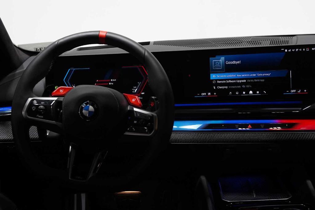 new 2025 BMW M5 car, priced at $131,125