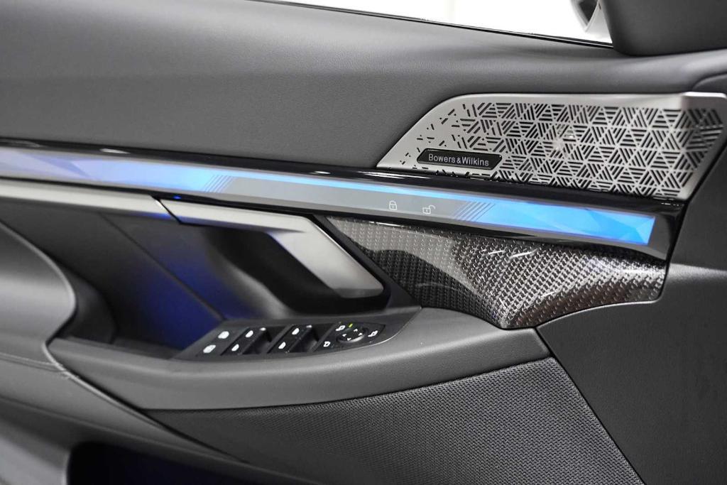 new 2025 BMW M5 car, priced at $131,125