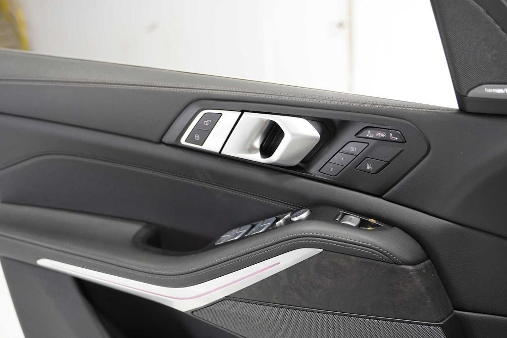 used 2025 BMW X7 car, priced at $76,989