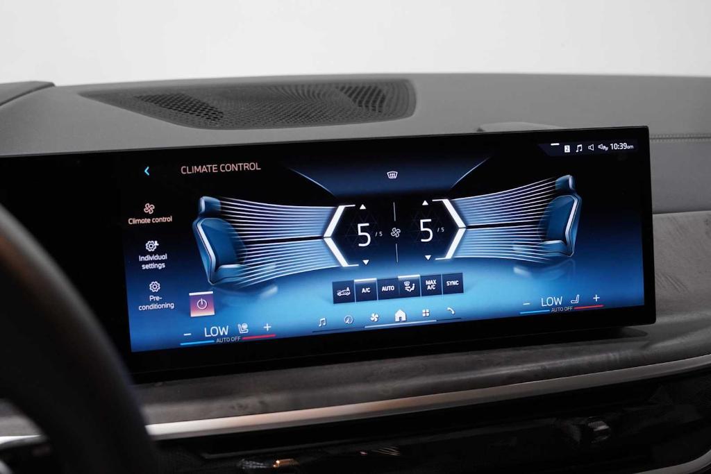 used 2025 BMW X7 car, priced at $76,989