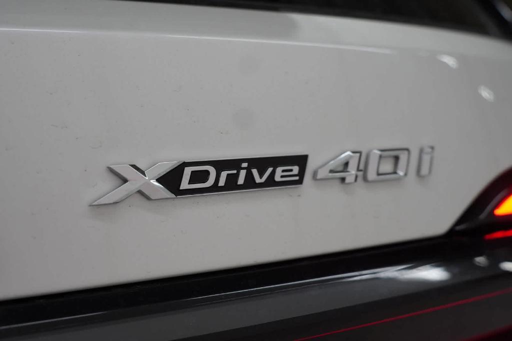 new 2025 BMW X7 car, priced at $96,030