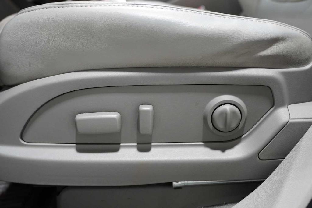 used 2014 Buick Enclave car, priced at $15,997