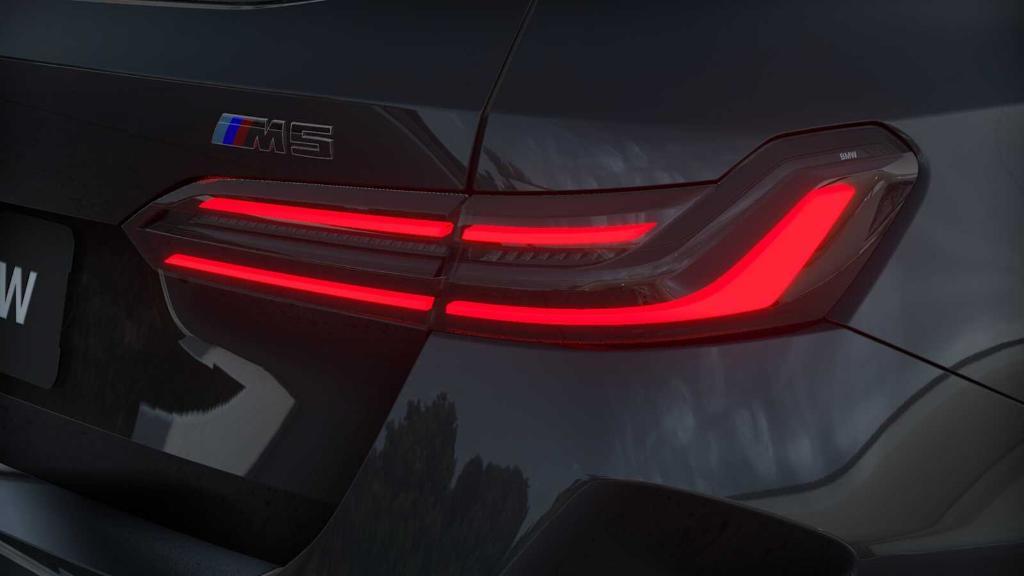 new 2026 BMW M5 car, priced at $143,675