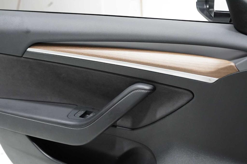 used 2023 Tesla Model 3 car, priced at $27,988