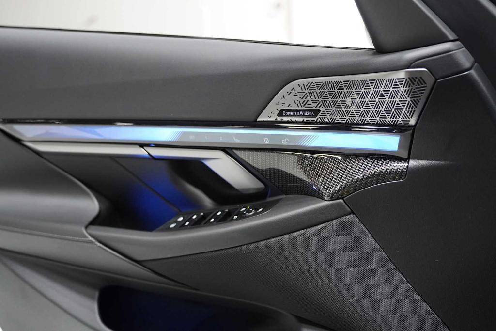 used 2025 BMW M5 car, priced at $131,125