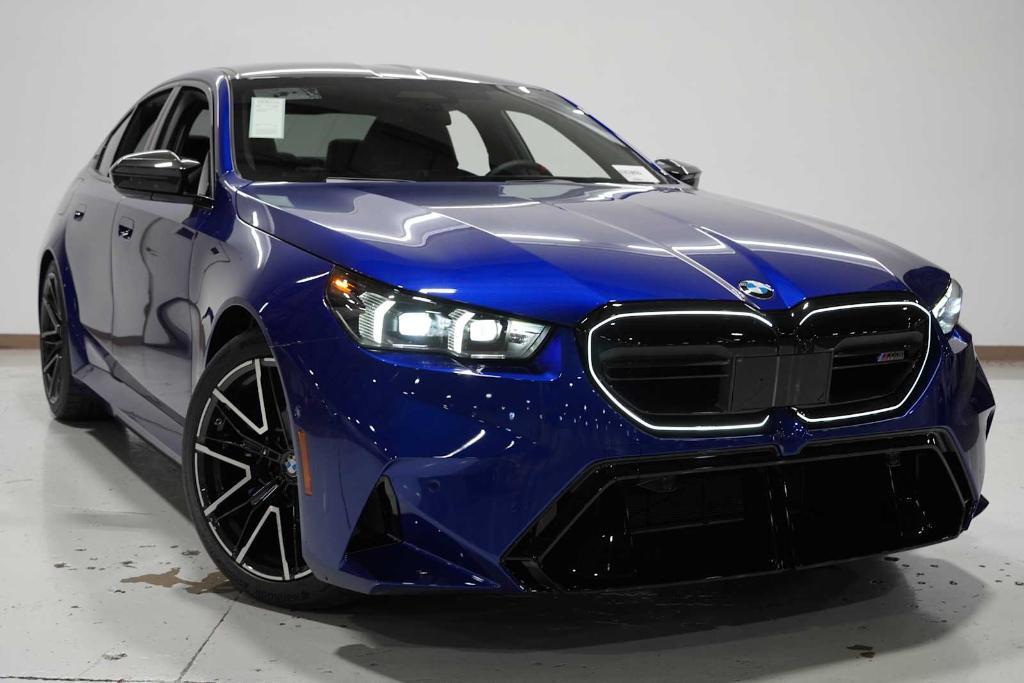 used 2025 BMW M5 car, priced at $131,125