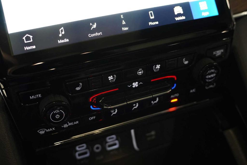 used 2024 Jeep Grand Cherokee L car, priced at $56,988