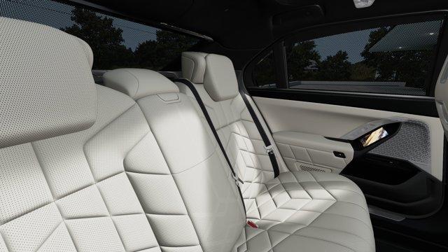 new 2025 BMW 760 car, priced at $141,730